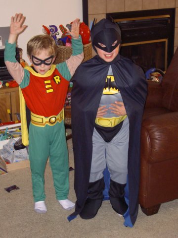 batmanandrobinhalloween.jpg