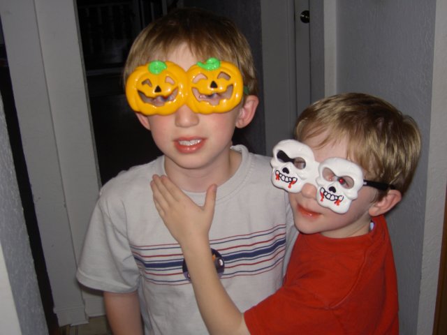 halloweenglassesfromauntalison.jpg