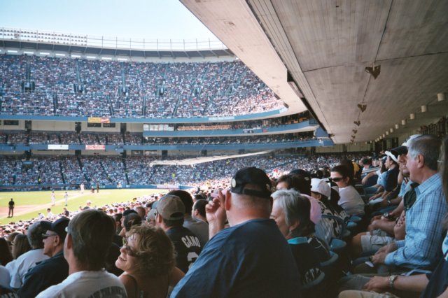 abeautifulsudayafternoonatthestadiumitwaspacked.jpg