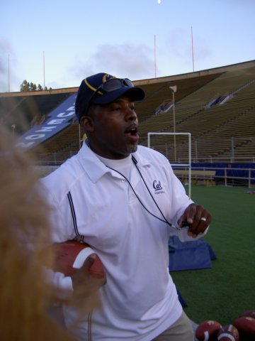 huddle080.jpg